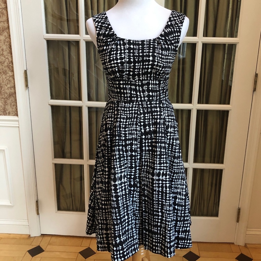 Calvin Klein Black & White Patterned Dress 🔳